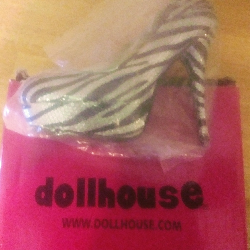 NEW. Dollhouse Glittery Zebra Striped Stillettos